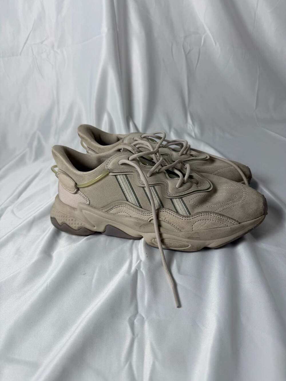 Adidas Originals Ozweego Sneakers in Sand/Beige (GY6177) size 9.5